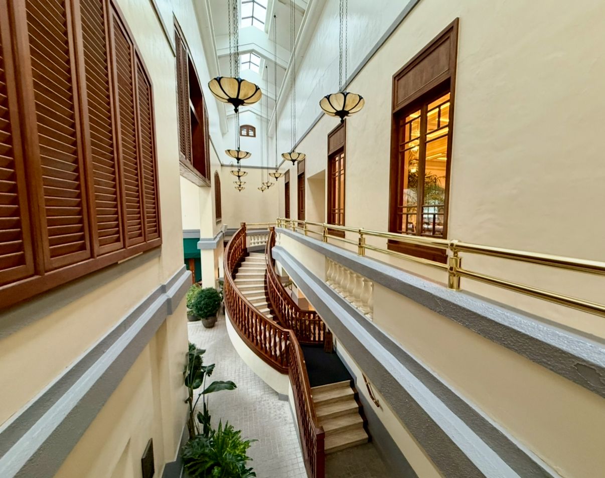 淺水灣酒店,張愛玲