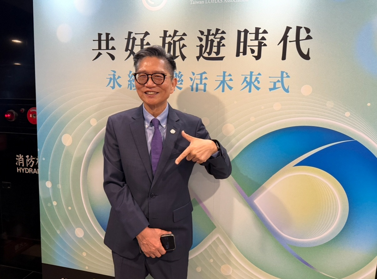 雄獅,樂齡,黃信川,永續