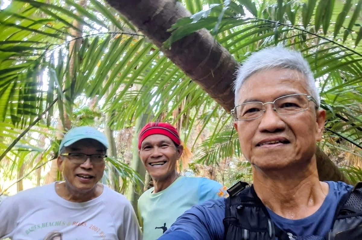 38度高溫跑捷兔，謝金河轉錯彎、相差十萬八千里…搭便車遇鴻海第一代員工，他這樣說劉揚偉