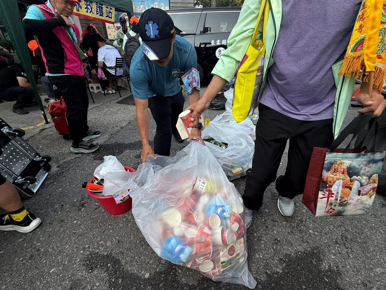 白沙屯媽祖,垃圾