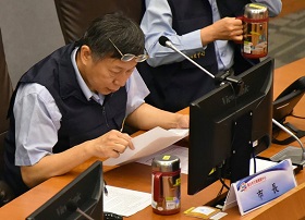 花1億補助定期票換增1％運量　柯P：減輕經濟弱勢通勤者負擔