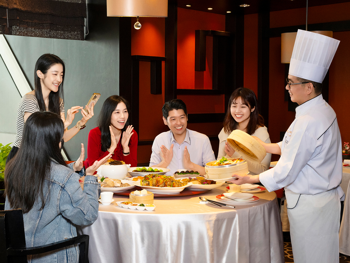 外帶年菜預購開賣 把五星級飯店圍爐宴搬回家  台北遠東香格里拉「除夕現做」雙星饗宴 