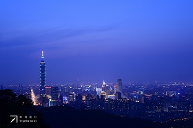 台北虎山九五峰》比象山幽靜！欣賞北市晚霞和夜景