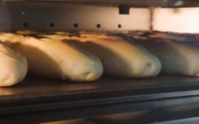 窮到連鬼都怕 麵包師烤出全新人生