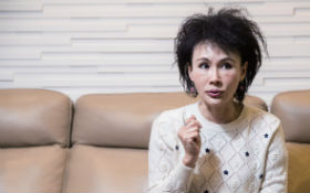 白天補眠容易惡性循環！譚敦慈透露自己4招睡前好習慣　從此跟失眠說Bye Bye