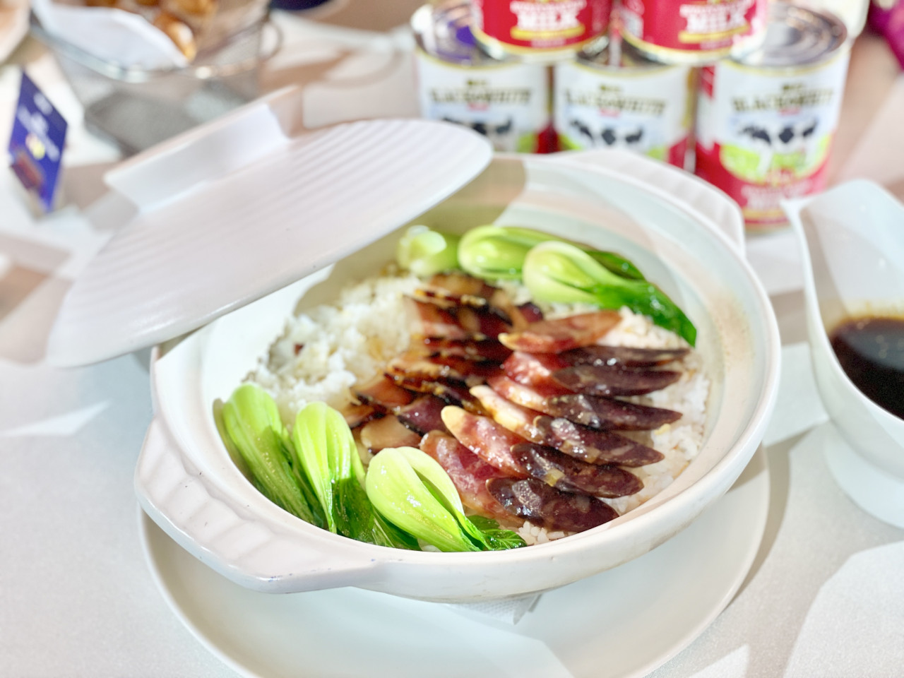 避風塘炒蟹、碗仔翅、港式蛋塔，三家香港星級飯店美食台灣就吃得到