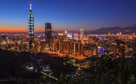 別輕易說台灣很幸福 林夕道破勞工辛酸真相