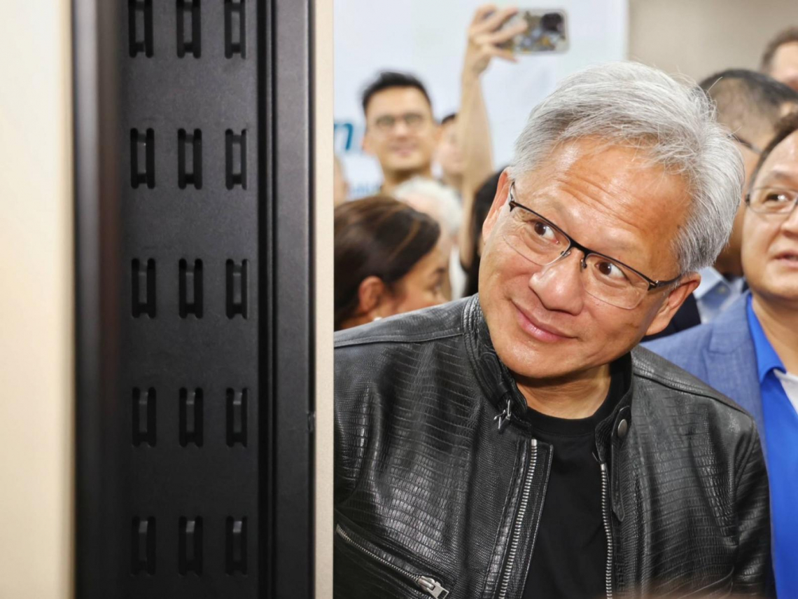 台股站回23000點，創四個月新高！受台積站上1130元、輝達好消息激勵，惟短期操作方向仍以AI概念為宜