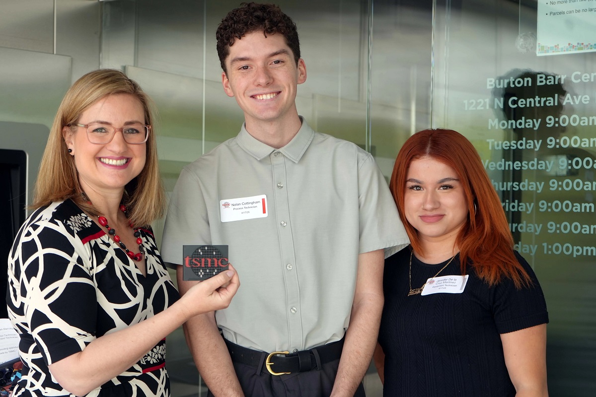 參加台積電在亞利桑那州與地方大學合作學徒計畫的Nolan Cottingham