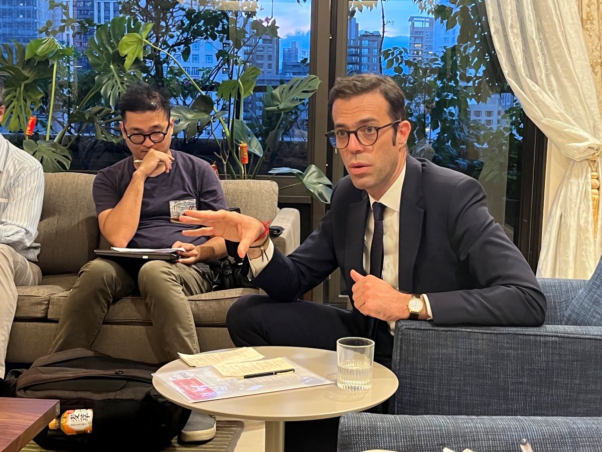 鴻海在法國設先進封裝廠計畫，引起歐洲多國興趣！為何法國政府認為，找指標台廠設先進封裝廠比晶圓廠更重要？