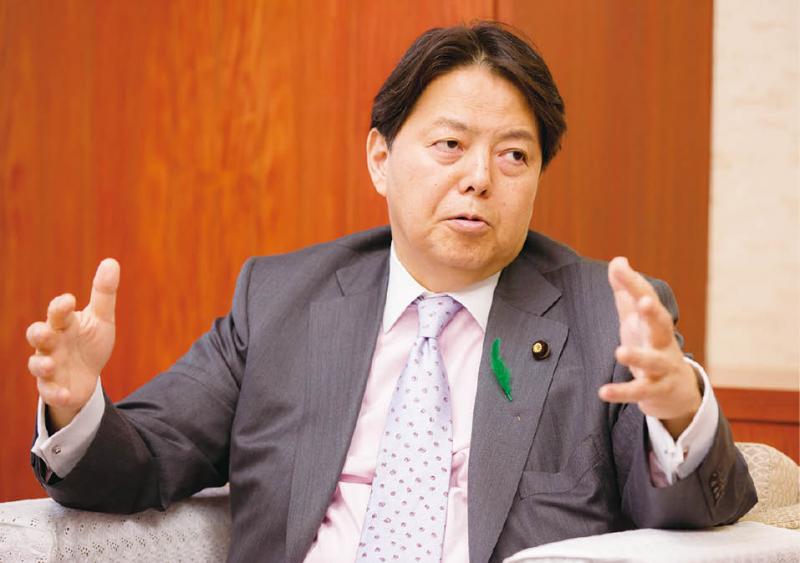 林芳正現任日本內閣官房長官，曾任外務大臣、防衛大臣等要職