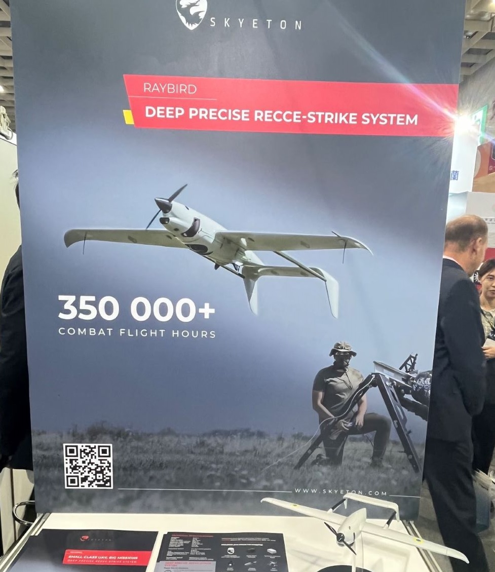 9月在台北航太展的波蘭國家館陳列的波蘭無人機廠商產品