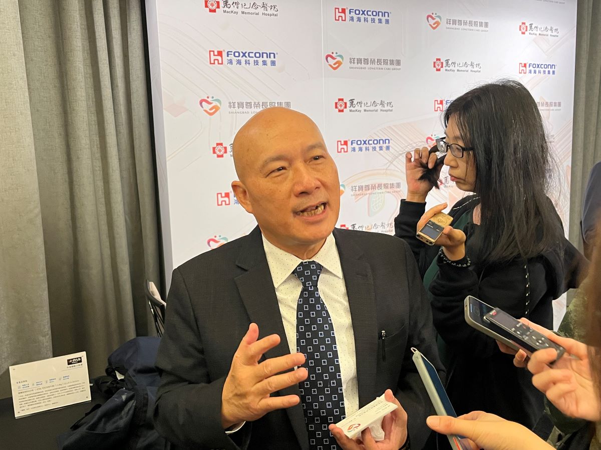 祥寶尊榮長照集團董事長林哲弘