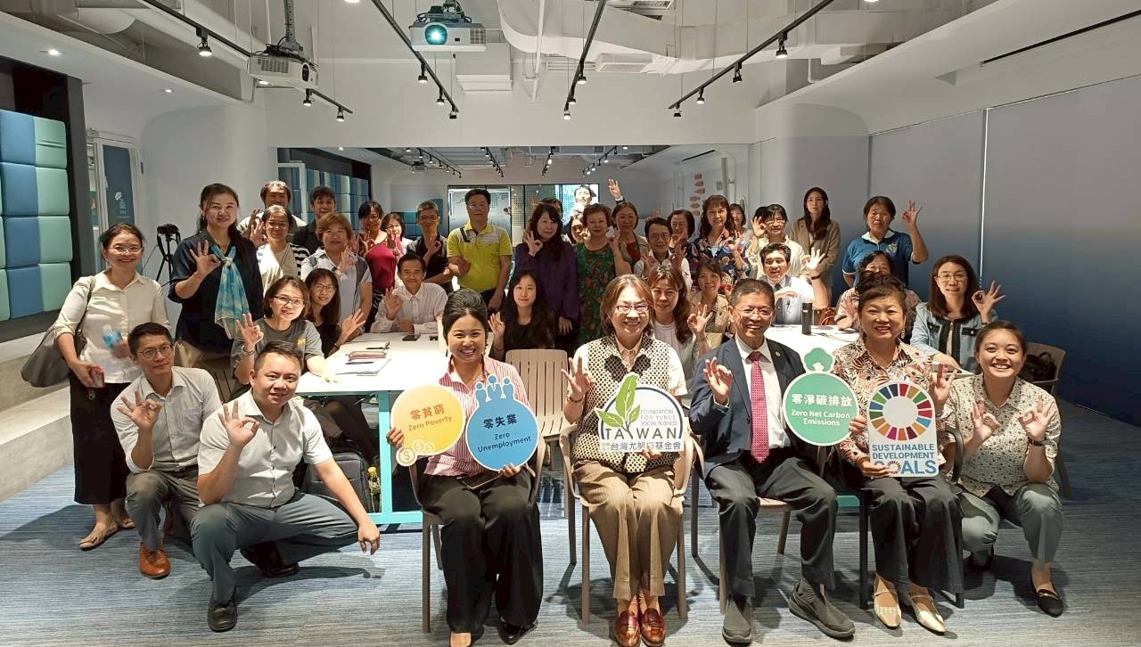 尤努斯社企沙龍結合AI與法律幫助新創團隊