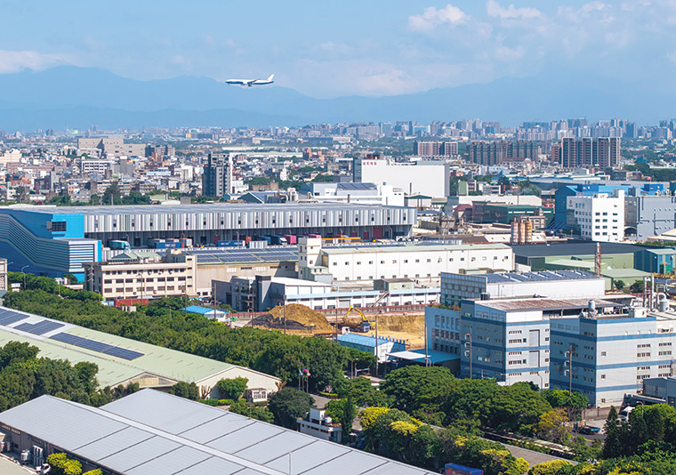 台灣桃園大園廠則即將啟動。