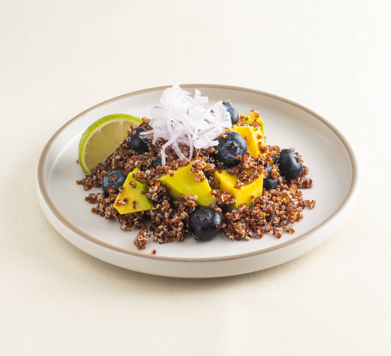 薑香藜麥藍莓溫沙拉