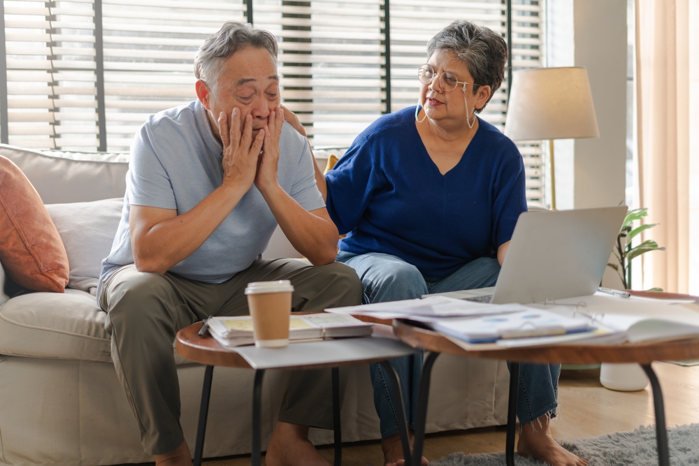 向妻子坦承投資失利